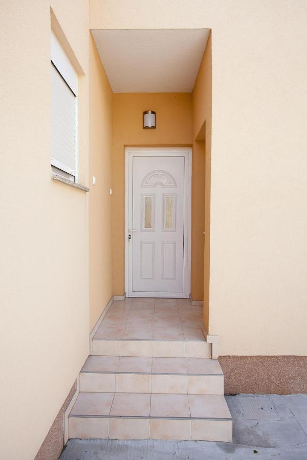 Apartmani Lea Starigrad Paklenica Ngoại thất bức ảnh