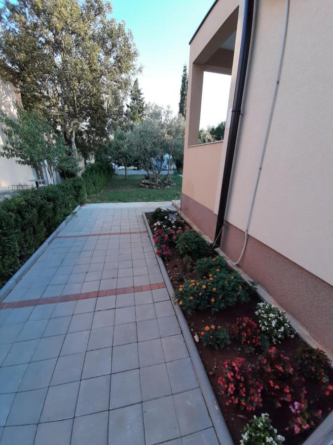 Apartmani Lea Starigrad Paklenica Ngoại thất bức ảnh